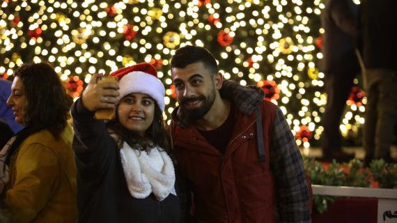 إضاءة شجرة عيد الميلاد في ساحة كنيسة المهد ببيت لحم