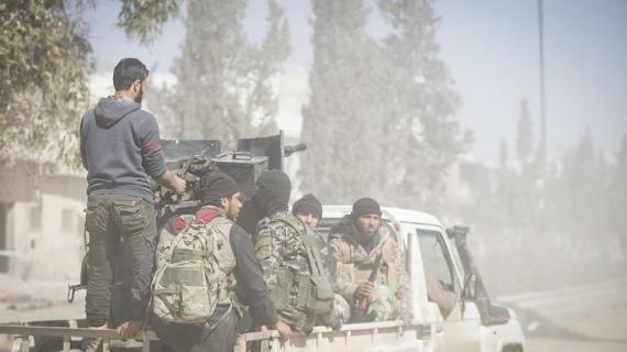 الجيش الحر يواصل معركته مع تنظيم الدولة في مدينة الباب شمالي سوريا