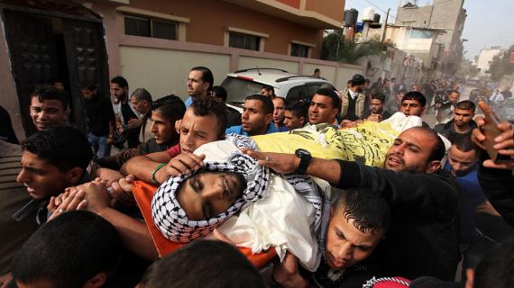 تشييع جثمان الشهيد محمد أبو سعدة بمخيم البريج وسط قطاع غزة