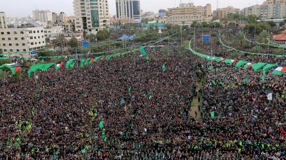 مئات الآلاف يشاركون في مهرجان ذكرى انطلاقة حماس الـ31