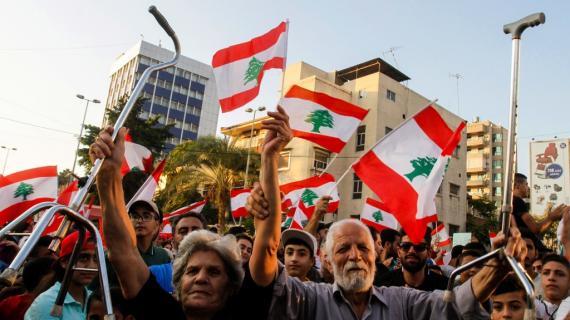 تظاهرات لبنان تتواصل في يومها السادس