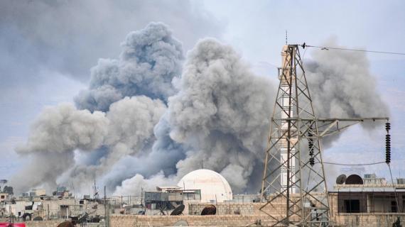 قصف متواصل وتدمير ممنهج لمخيم اليرموك