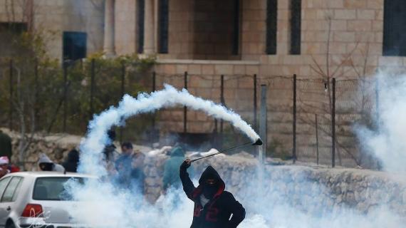 المواجهات بين قوات الاحتلال والشبان في بيت لحم