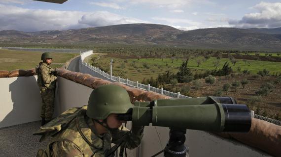 مشاهد من الحدود التركية السورية.. الجيش التركي يواصل تعزيز الأمن على طول الحدود