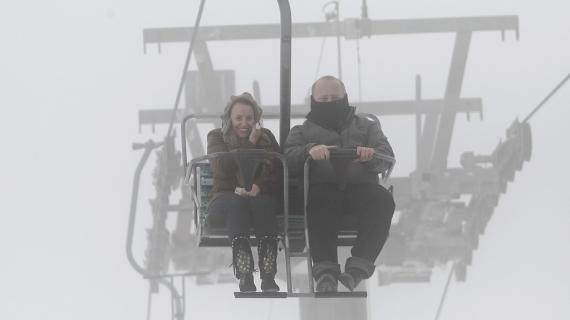 تراكم الثلوج في جبل الشيخ شمال فلسطين المحتلة خلال الأيام الماضية