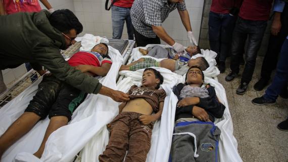 8 شهداء .. مجزرة اسرائيلية بحق عائلة السواركة وسط القطاع