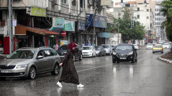 الأجواء الماطرة في مدينة غزة
