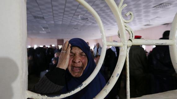 معـاناة المسـافرين عبر معبر رفح البري قبل اليوم الأخير من إغلاقه