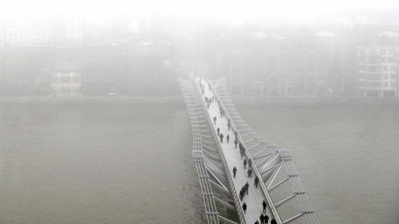 صور للضباب في مدينة لندن