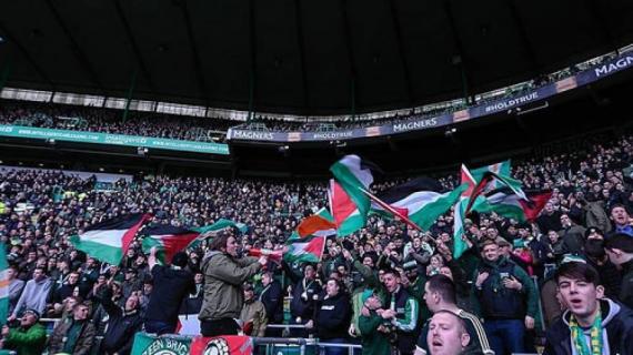 هكذا تضامنت جماهير سلتيك الأسكتلندي مع شهداء غزة