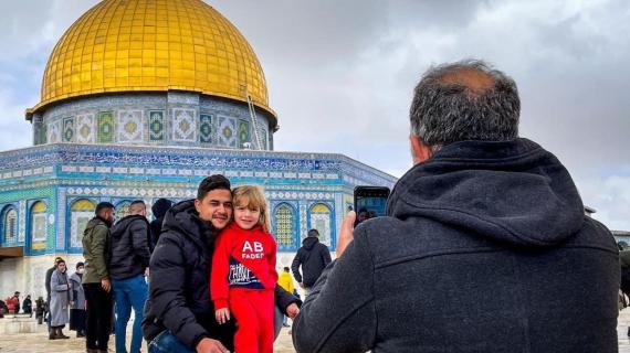 مشاهد من باحات الـمـسـجد الأقـصى المـبارك