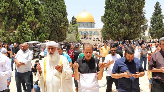 أجواء وصلاة الجمعة من المسجد الأقصى المبارك اليوم