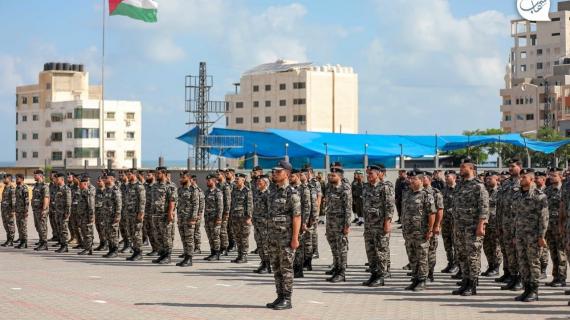 المديرية العامة للتدريب بوزارة الداخلية تُخرج دورة تأهيل #الضباط الـ38، في مقر المديرية بمجمع أنصار غرب مدينة #غزة