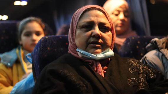 زيارة أهالي أسرى غزة لأبنائهم في سجون الاحتلال بعد توقف دام شهرين
