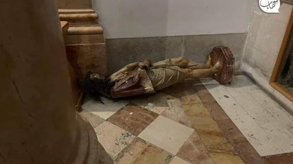 مستوطنون يقتحمون كنيسة "حبس المسيح" بالقدس ويعيثون فيها خرابا