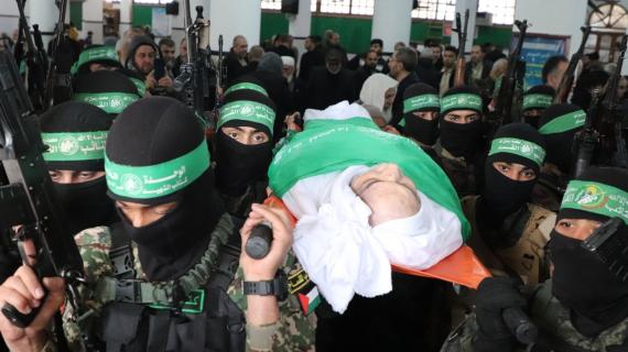 تشييع جنازة القائد الدكتور حسين عاشور وسط حضور حاشد ضم قيادات سياسية و عسكرية