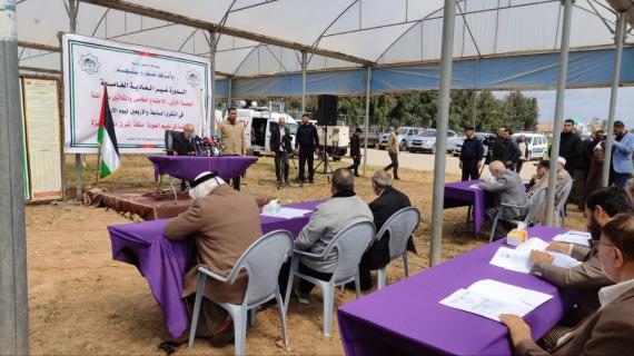 جلسة للمجلس التشريعي على أرض مخيم ملكة في الذكرى السابعة والأربعين ليوم الأرض