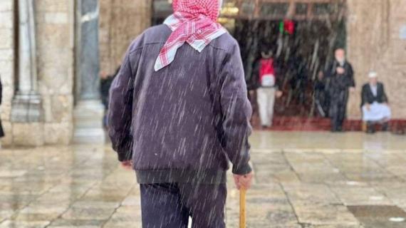 الأجواء الماطرة في المسجد الأقصى المبارك صباح اليوم الثلاثاء 2023.3.14