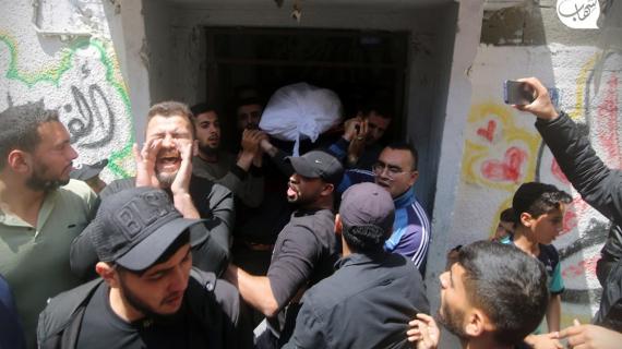 تشييع جثمان الشهيد محمود عبد الجواد في رفح جنوب قطاع غزة