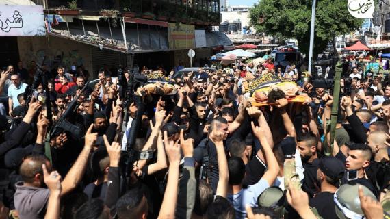 تشييع جثماني الشهيدين راني قطنات وأحمد عساف الذين ارتقيا برصاص الاحتلال في جنين