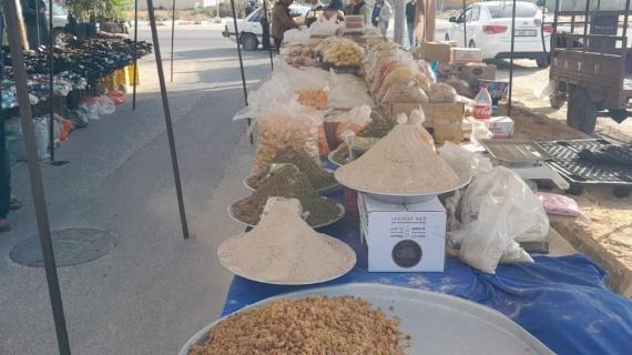 بلدية القرارة شمال خانيونس تطلق سوق البلدة الشعبي الأول والذي سيقام يوم السبت من كل أسبوع