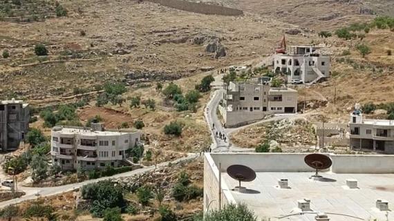 الاحتلال يهدم منزلاً في قرية أرطاس قرب بيت لحم