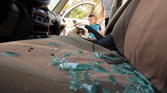 آثار اعتداءات المستوطنين الإرهابيين على ممتلكات المواطنين في قرية المغير شمال شرق رام الله