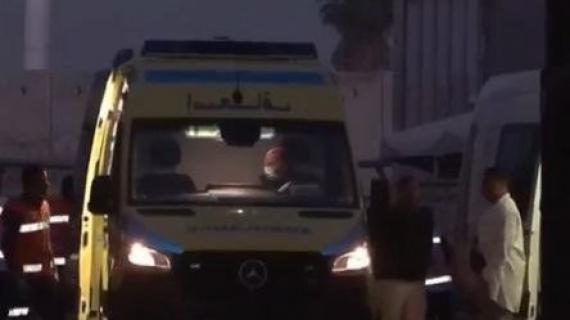 وصول  المصابين والمرضى الفلسطينيين من قطاع غزة الى الجانب المصري من معبر رفح