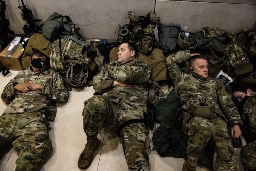 السلطات الأمريكية توجه اتهامات بالإرهاب إلى أعضاء بعصابة “إم.اس13” وترصد زيادة في التطرف بالجيش