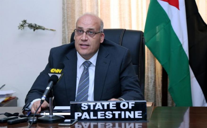 نقابة الأطباء تتهم وزير العمل بالحقد على المهنة وتطالب بإقالته فورًا