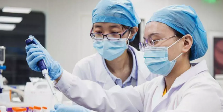 متى يُكتشف علاج كورونا وهل ينحسر انتشاره قريبا؟,, اختصاصية تُجيب إجابات شافية