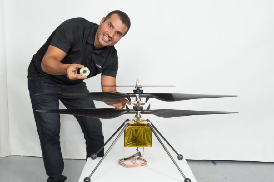 هكذا وصف البسيوني مخترع "مروحية المريخ" معاناة زيارة غزة