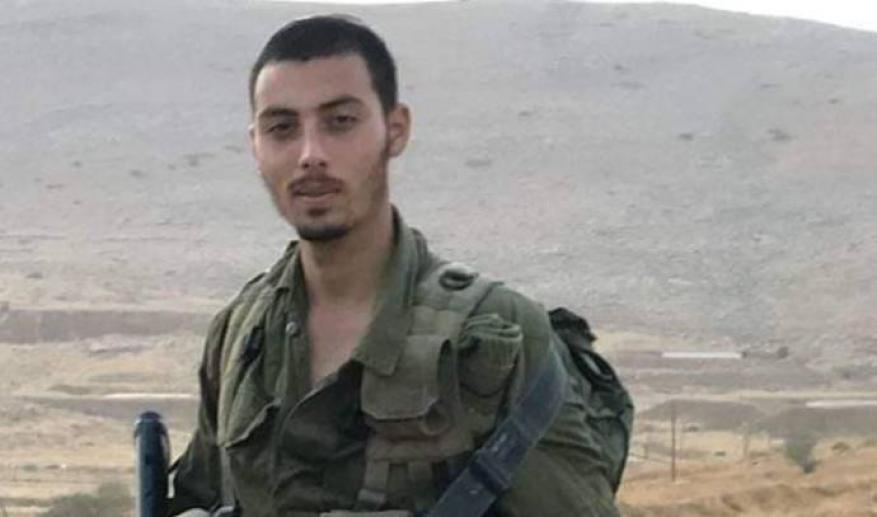 والدة أحد الجنود القتلى: لا يواسينا اعتقال عاصم البرغوتي وهو على قيد الحياة