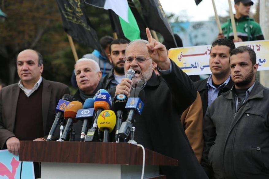 خضر حبيب لشهاب: استمرار التنسيق الأمني خيانة وعلى عباس أن يخجل