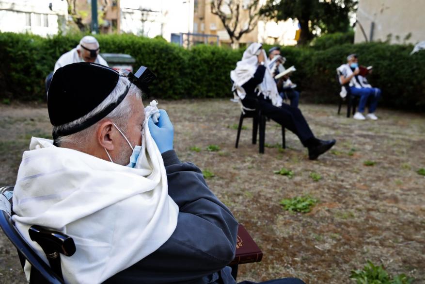 198 وفاة و15148 إصابة بكورونا لدى الاحتلال