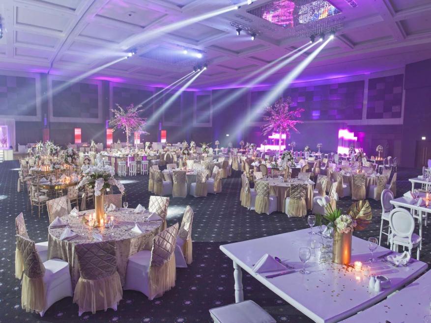 مرفق الرابط.. مشاركة كبيرة بحملة توقيعات لتحويل الجامعة العربية إلى "قاعة أفراح"