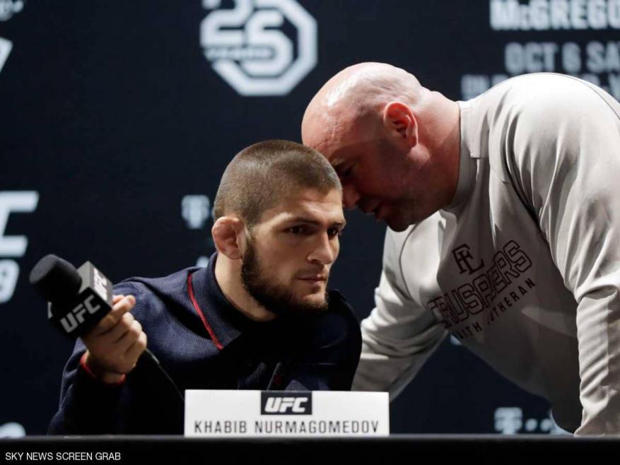 نورمحمدوف يغضب ويهاجم صحفيا بعد سؤال "سخيف"