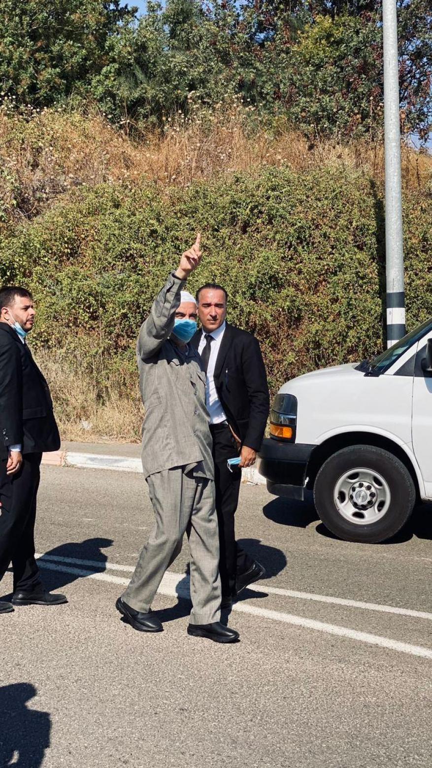 الاحتلال ينقل الشيخ رائد صلاح للعزل الإنفرادي في سجن عسقلان