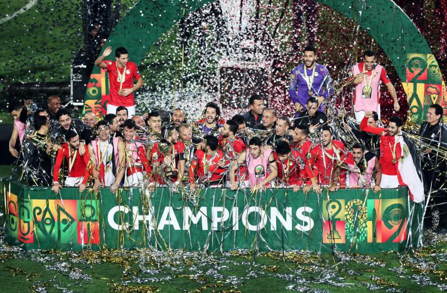 رسائل صلاح وأبو تريكة في تهنئتهما المنتخب الأولمبي بلقب الأمم الأفريقية