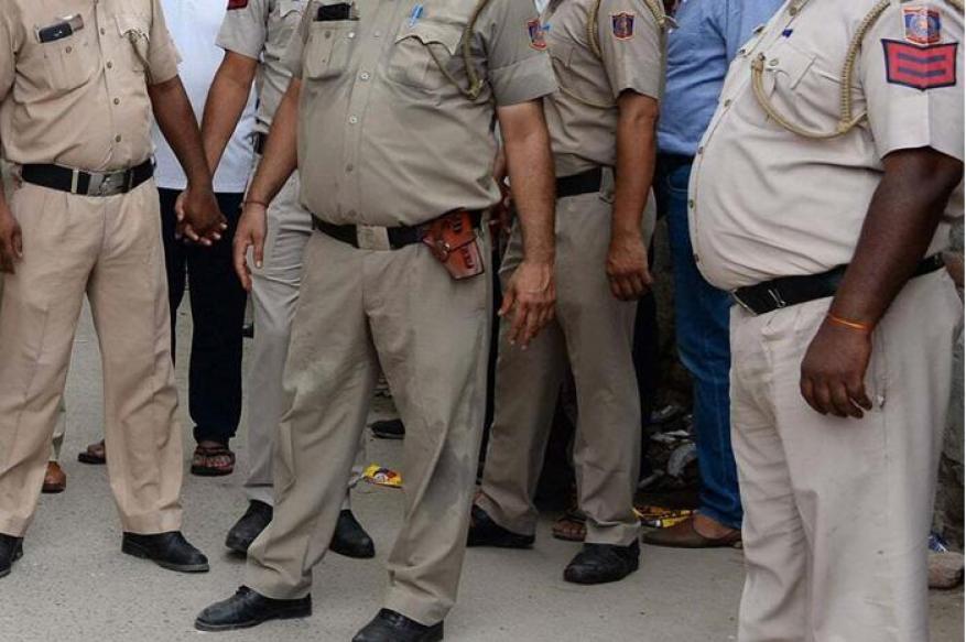 بعد فشلها بالقبض على المجرمين .. الشرطة الهندية مُطالبة بتخفيف الكروش!