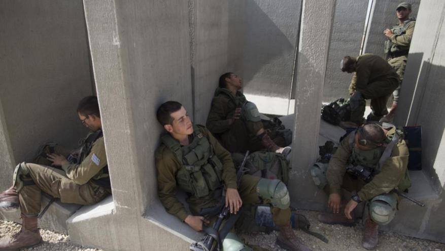 خبير عسكري إسرائيلي: مقاتلو حماس وحزب الله أكثر كفاءة من جنودنا