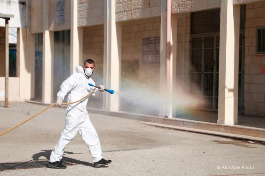 أبو هولي: مخيمات الضفة دخلت دائرة الخطر مع ظهور إصابات بفيروس كورونا