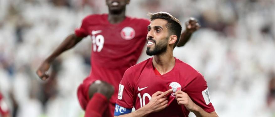 الإمارات تحتجز بريطانياً ارتدى قميص قطر بكأس آسيا