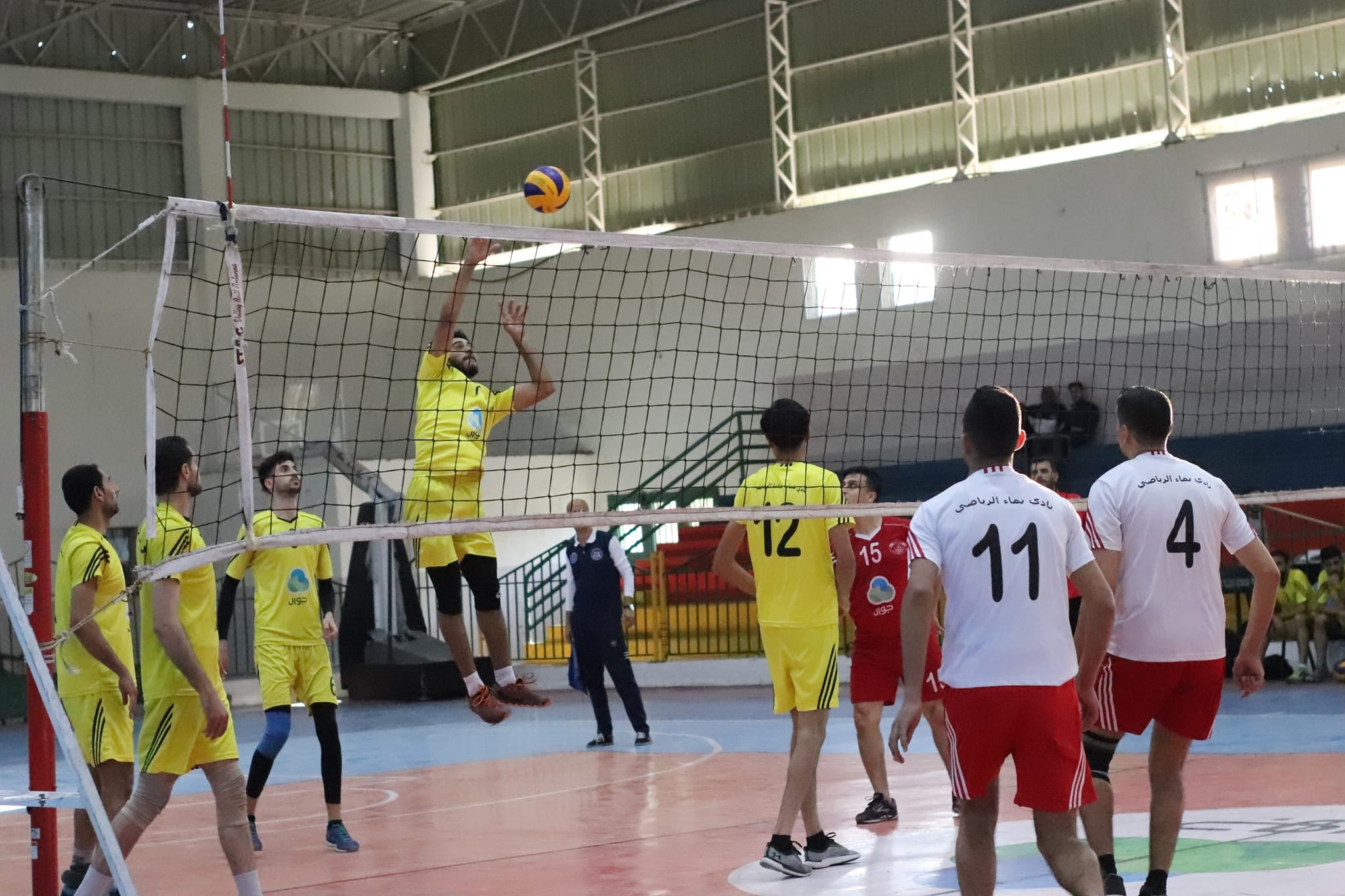 دوري الطائرة 2.jpg