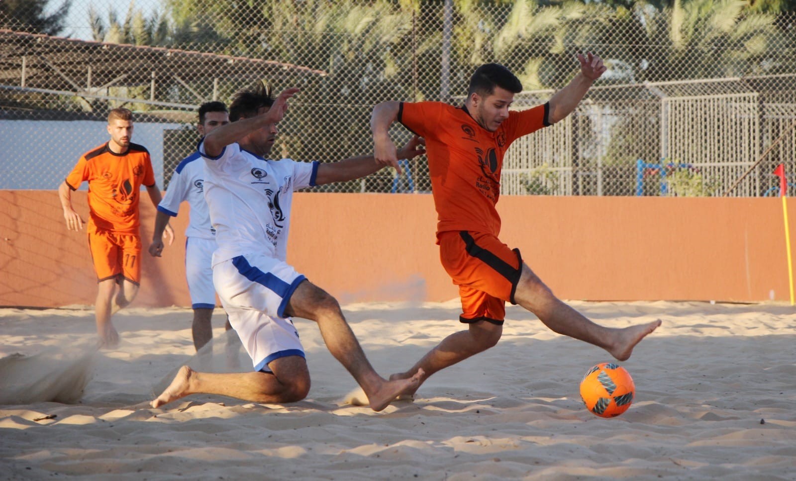 بطولة الشاطئية.jpg