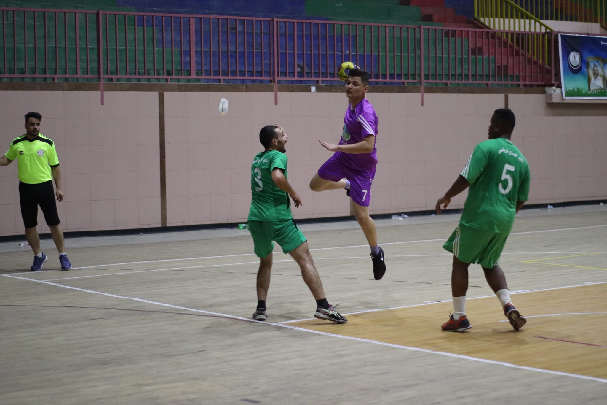 دوري اليد 2.jpg