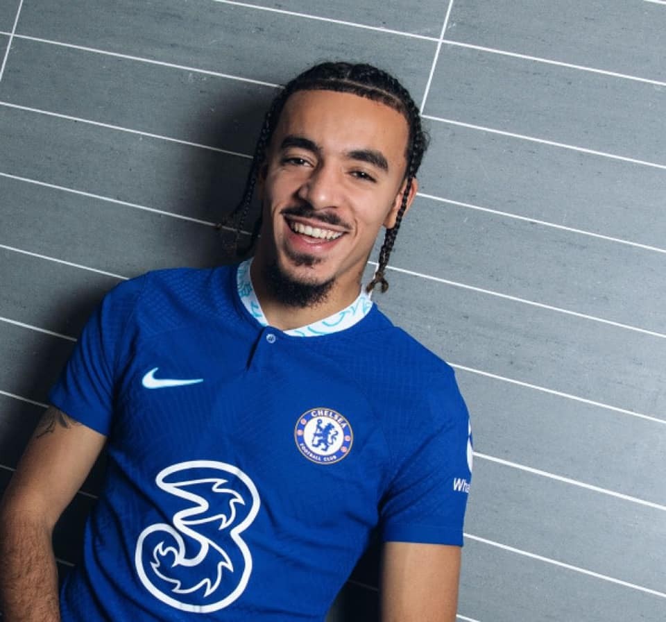 مالو غوستو.jpg