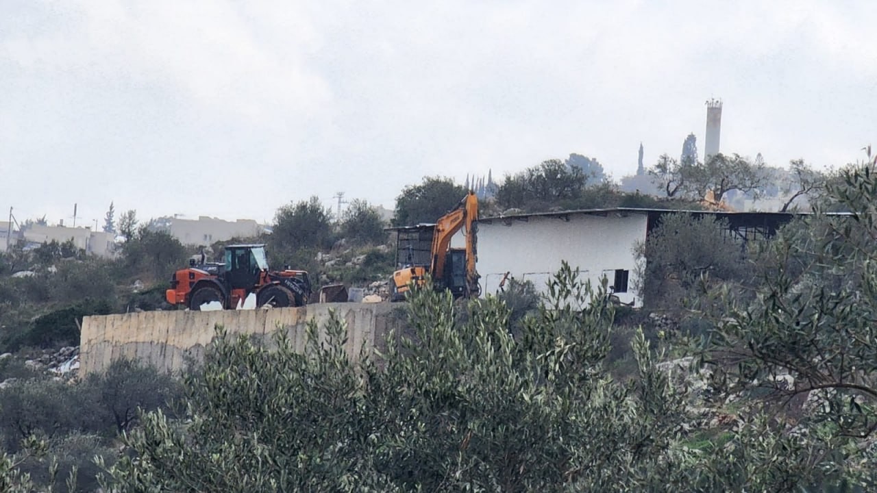 Fn3s3dmWYAMTXWR.jfif