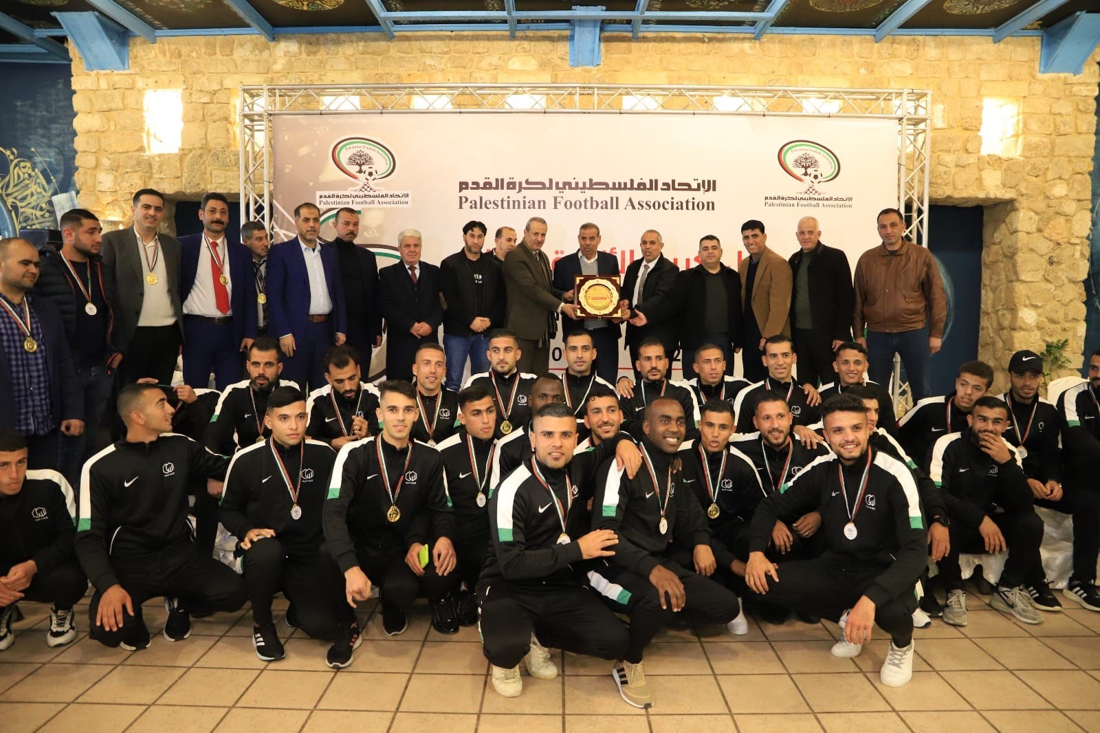 دوري الثانية.jpg