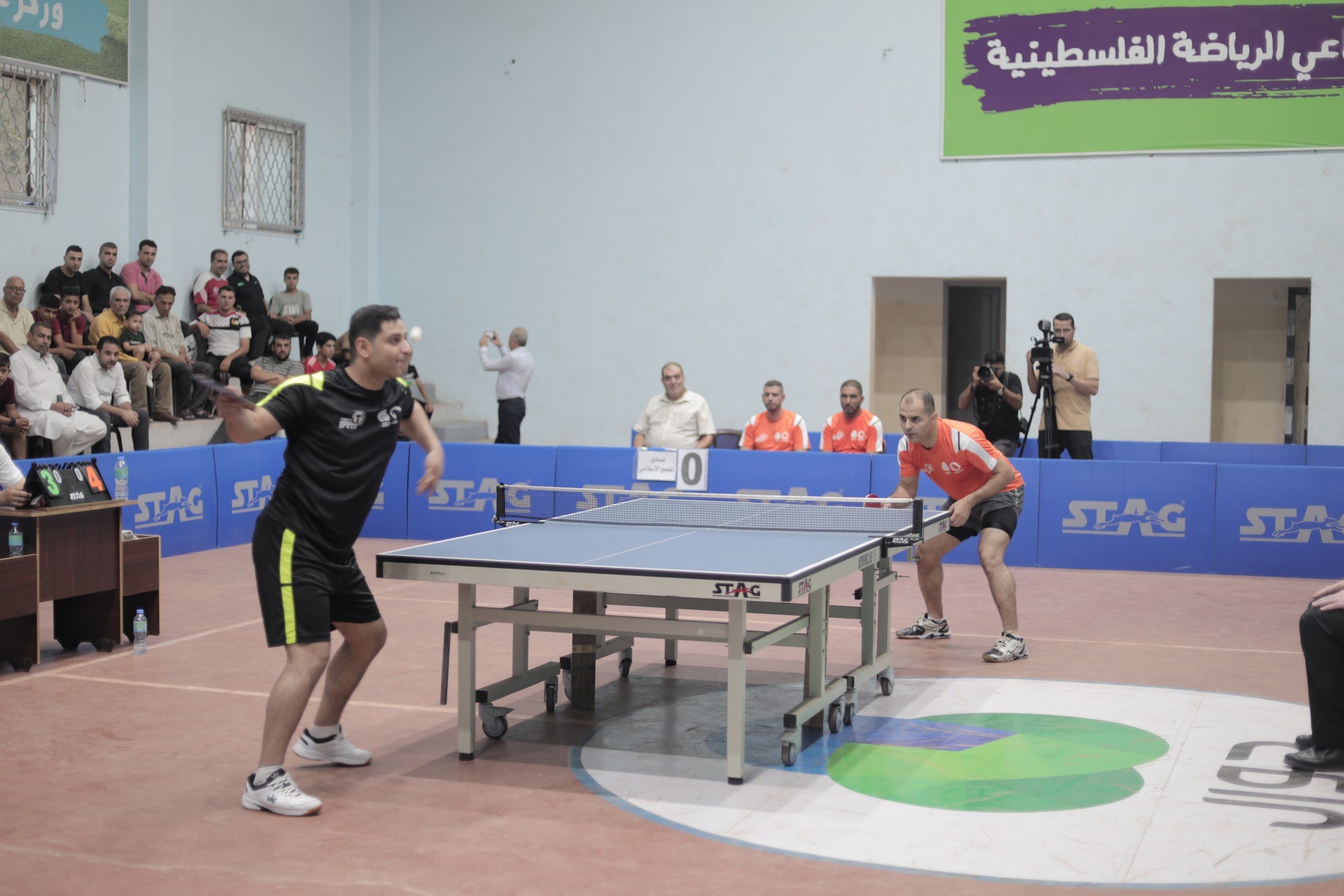 دوري الطاولة 1.jpg